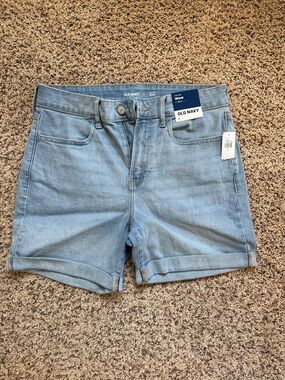Old Navy Light Wash Roll-Cuff Denim Shorts